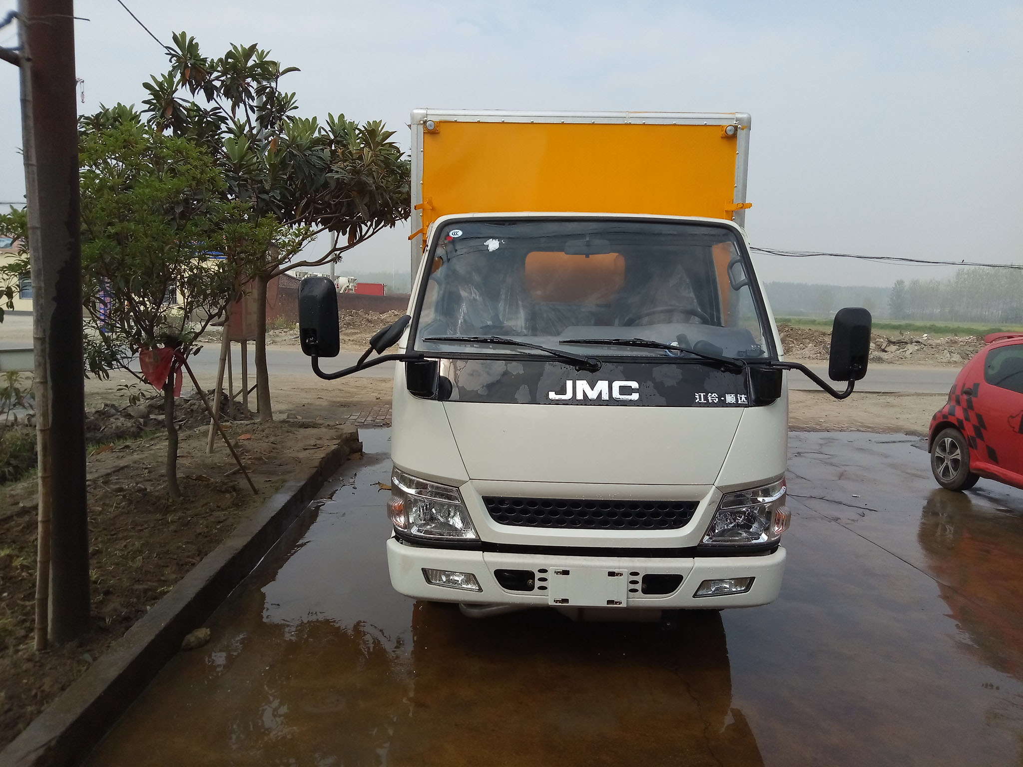 江鈴4米1(藍(lán)牌)毒性感染性廂式車