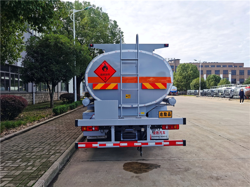 國六東風(fēng)天錦汽油介質(zhì)油罐車