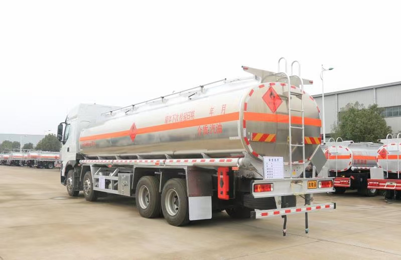 六東風(fēng)柳汽乘龍30.5方鋁合金運油車